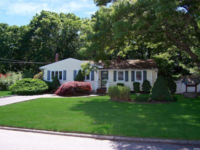 95 Fawn Lane E, South Setauket, NY, 11720