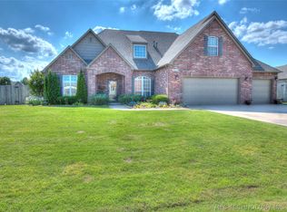 10620 S 214th East Ave, Broken Arrow, OK 74014