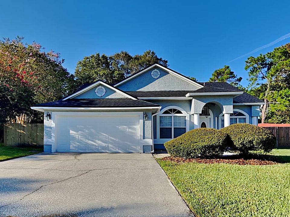 1st image of 2220 Saint Martins Dr E