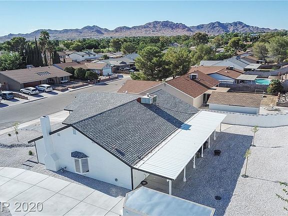 2nd image of 1517 Christina Dr