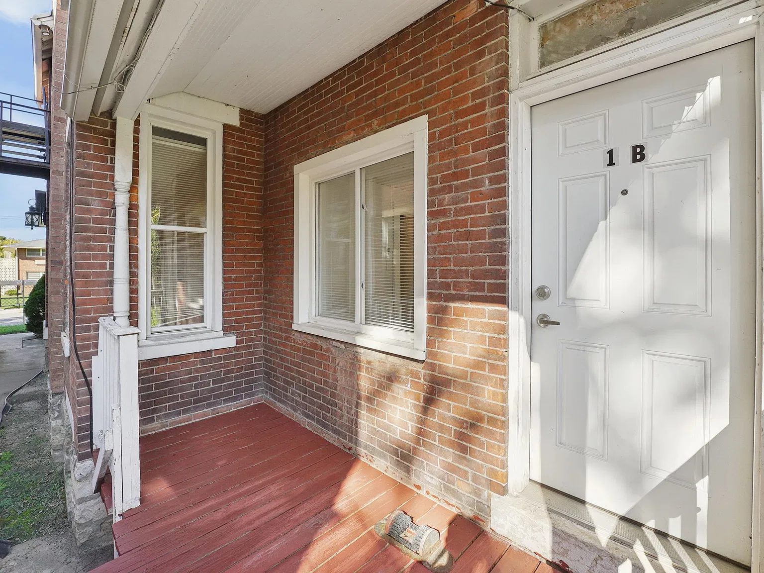 1520 Neil Ave — Photo 2
