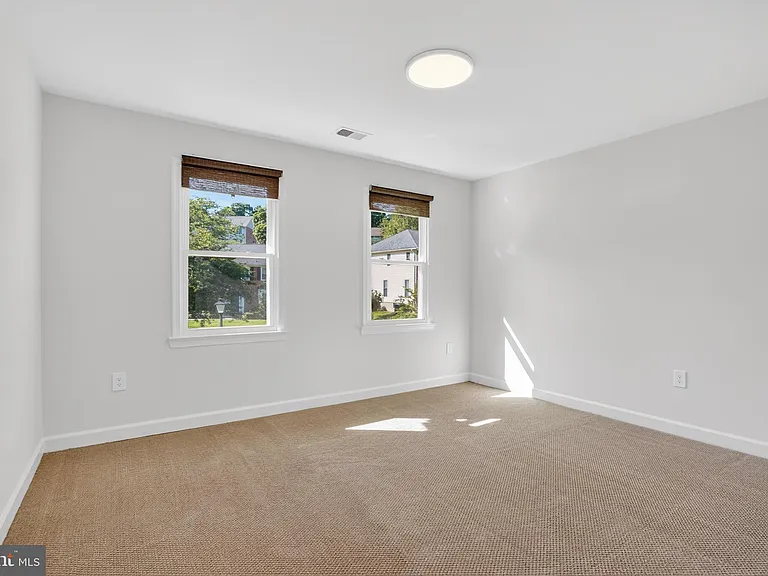 7705 Zulima Ct — Photo 21