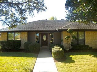 1940 Sussex Dr, Carrollton, TX 75007