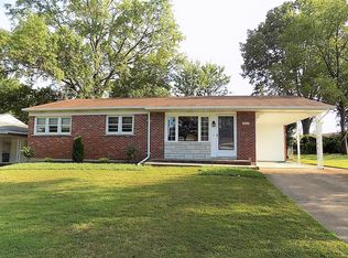 4844 Blackhawk Dr, Saint Louis, MO