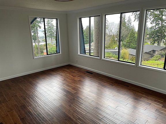 4th image of 9809 220th St SW