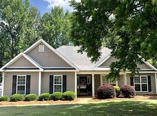 271 Grove Ln, Kathleen, GA 31047