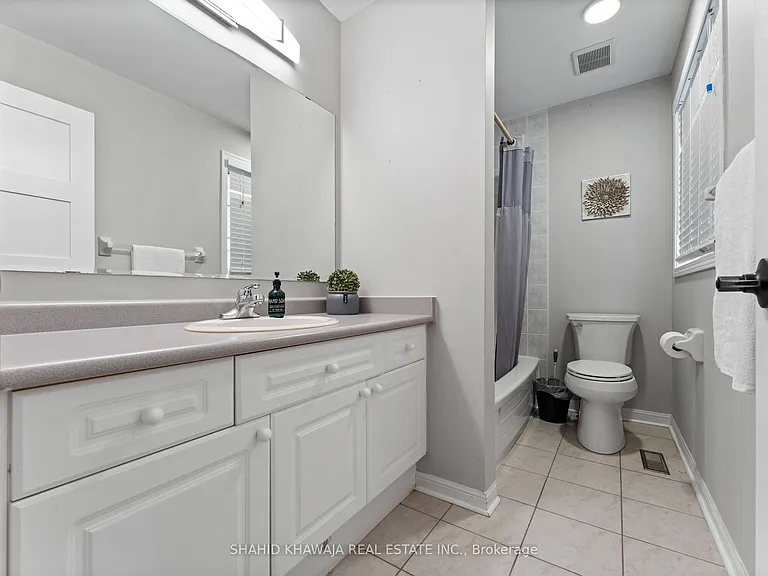 7282 Blackwood Mews — Photo 34