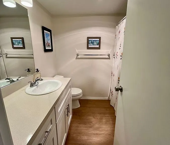 10819 NE 37th Pl #224 — Photo 5