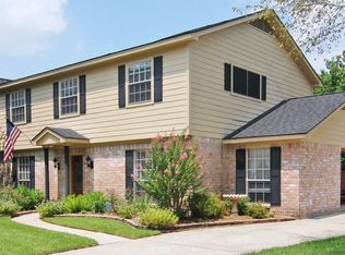8214 Roebourne Ln, Houston, TX 77070
