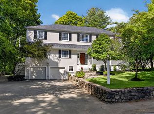 118 Benvenue St, Wellesley, MA 02482