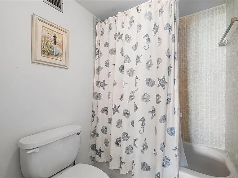 800 SE 20th Ave #407 — Photo 19