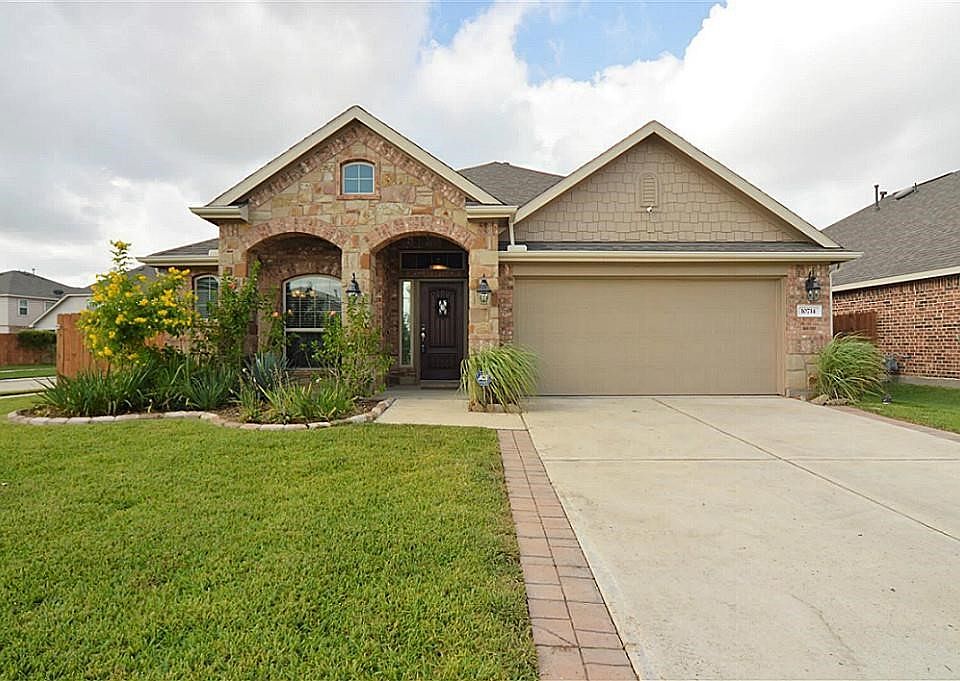 1st image of 10714 Clear Arbor Ln