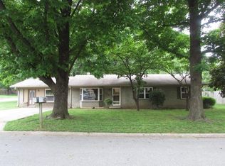 204 Sw #G, Bentonville, AR 72712