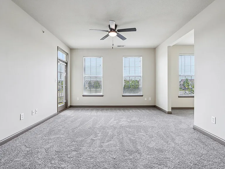 Flats at 146 | Specials Available — Photo 16