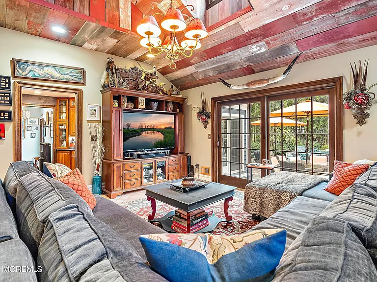 71 Oak Pl — Photo 6