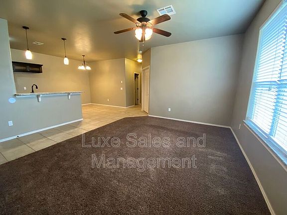 4th image of 1320 Garden Gate Dr Unit B