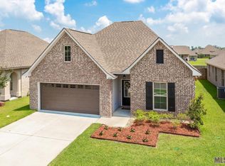 4722 Viola Farms Dr, Addis, LA 70710