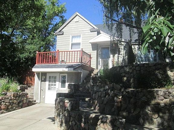 2nd image of 820 1st Ave