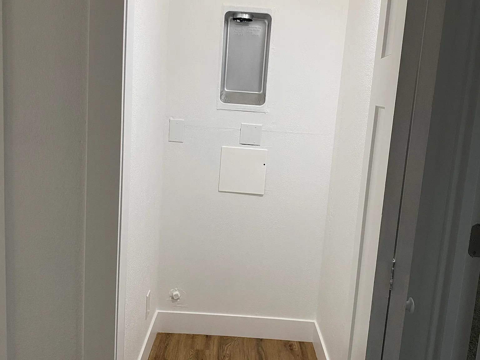 3 bed, 1500 sqft, $2,100 — Photo 2