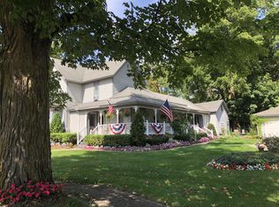 110 N Park St APT 2, Cedar Springs, MI 49319