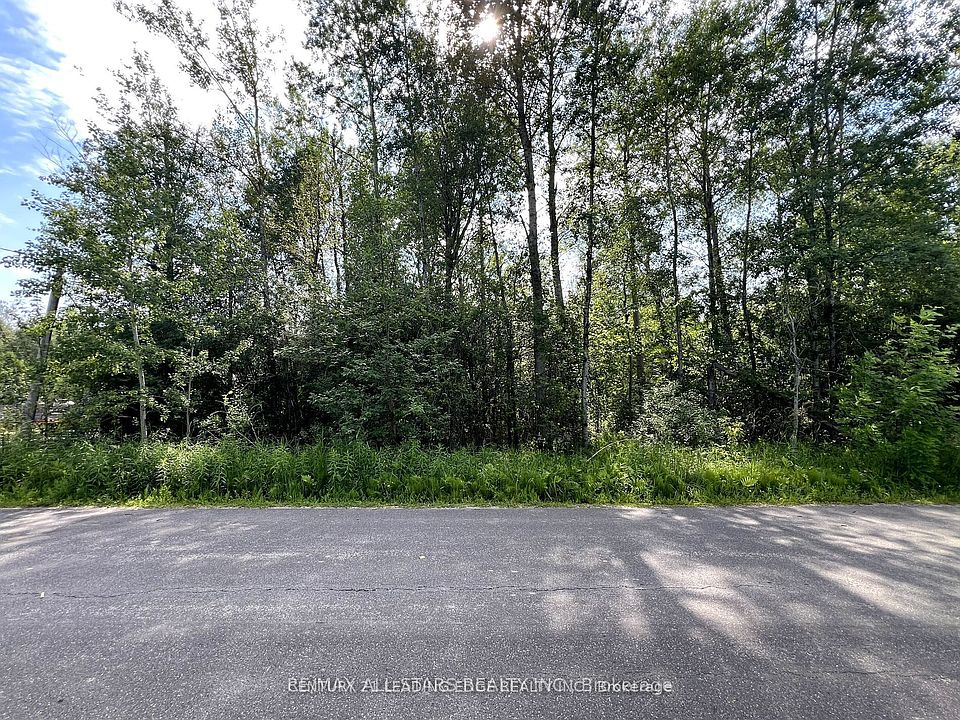 1st image of 34 Nicholson Dr