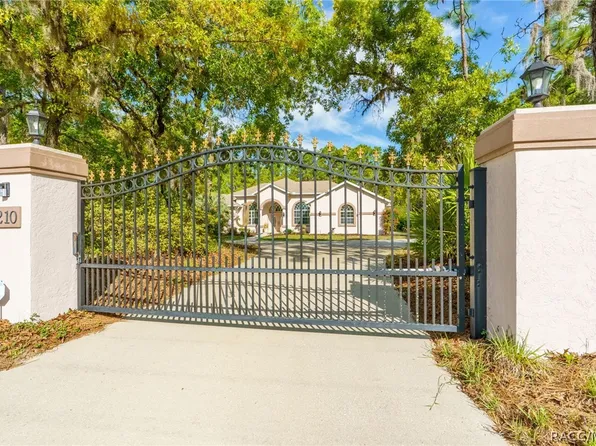 3210 N Reno Way, Beverly Hills, FL 34465