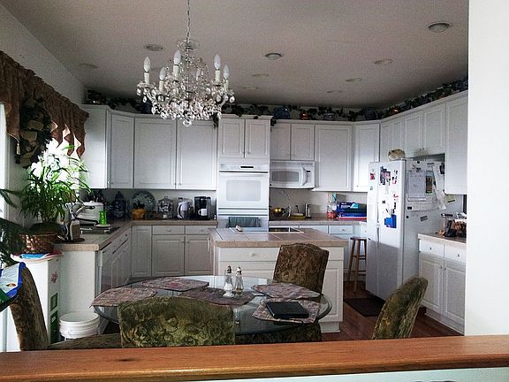Kitchen with stovetop island