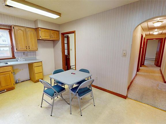 5th image of 503 E Pennsylvania St