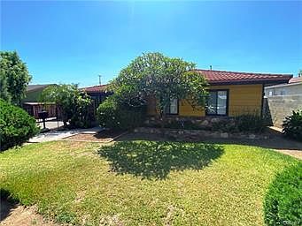 1st image of 211 S Cerritos Ave