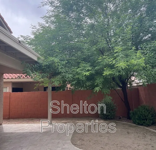 7714 W Piute Ave — Photo 1