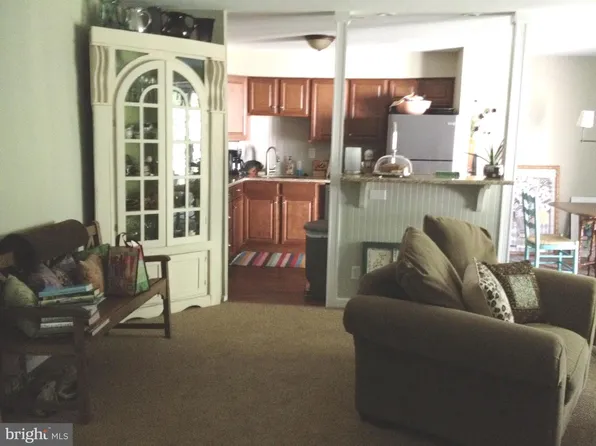 7 Rockford Rd #12, Wilmington, DE 19806