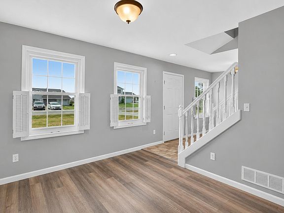 5th image of 2066 Friar Tuck Cir