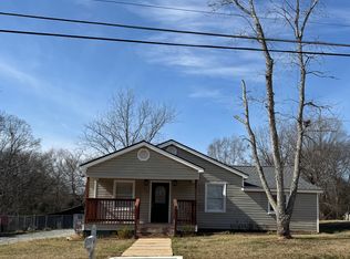 150 Lanford St, Campobello, SC 29322