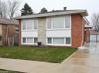 9331 S Ridgeland Ave, Chicago, IL 60617