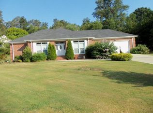 216 Gateway Dr, Rocky Face, GA 30740
