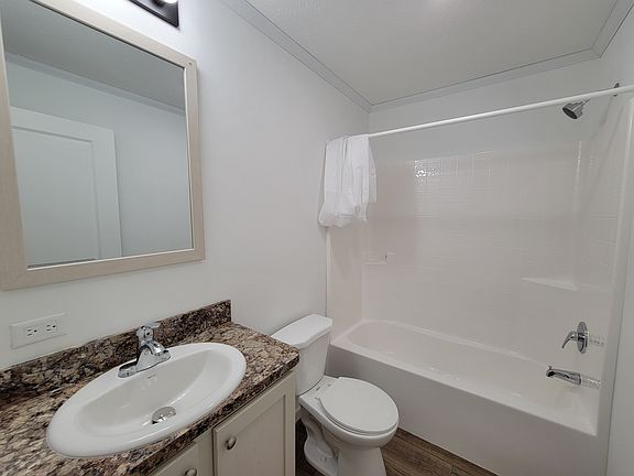 5th image of 246 Highland Dr #825