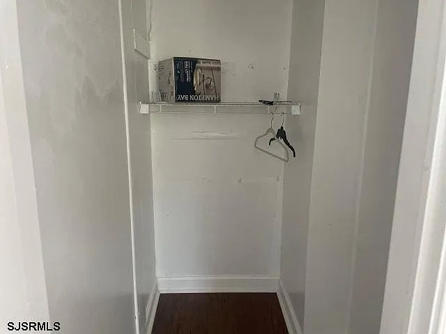 302B N Wilson Ave #B — Photo 5