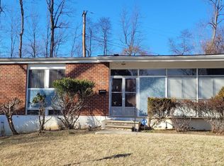 2702 Lightfoot Dr, Baltimore, MD 21209