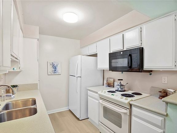 2nd image of 17038 Downey Ave
