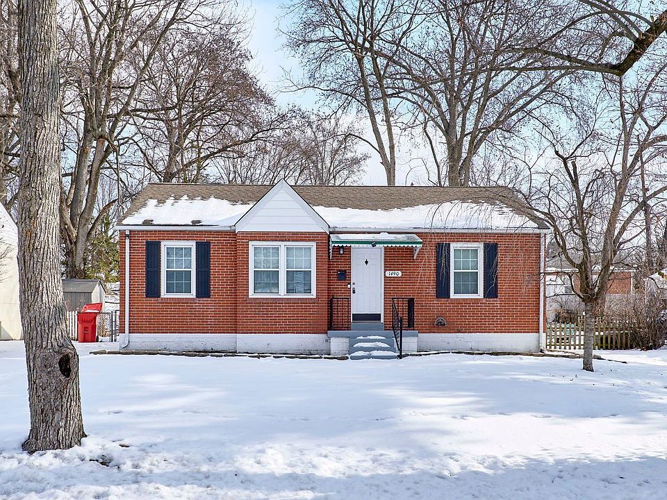 1st image of 1490 E Duchesne Dr