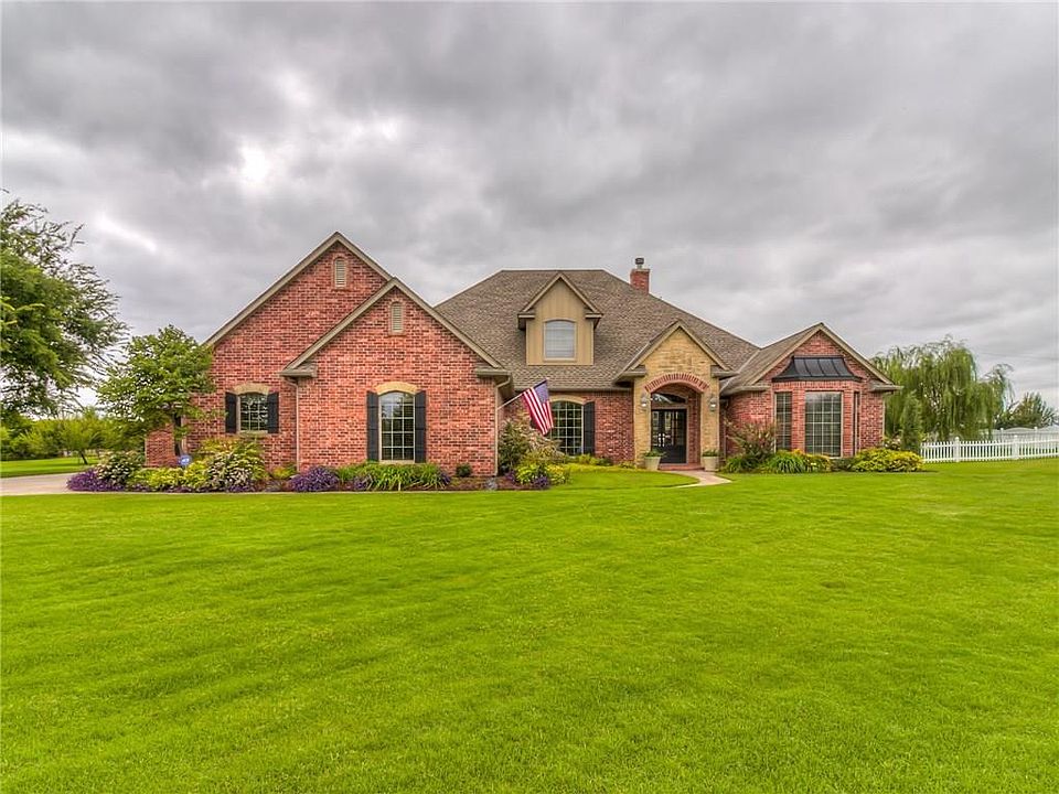 1st image of 2576 W Mission Springs Dr