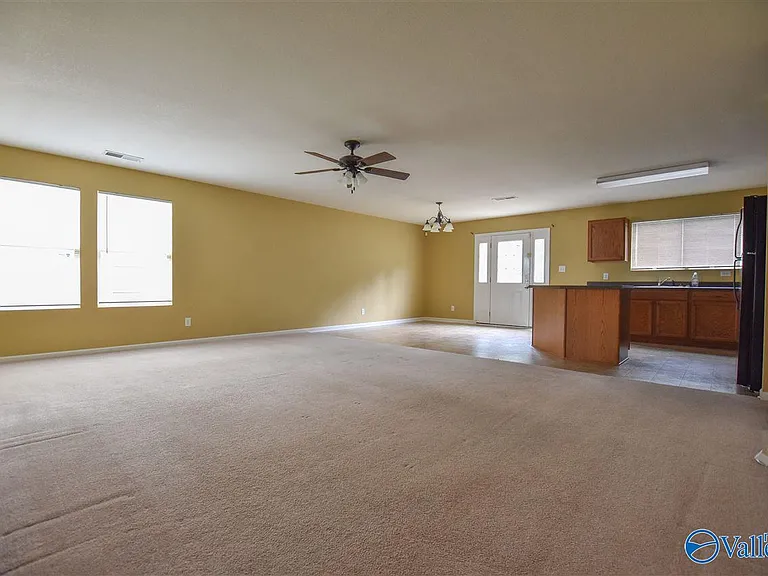15395 Mill Valley Dr — Photo 9