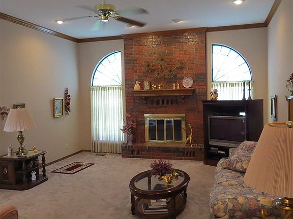4th image of 1117 Creekdale