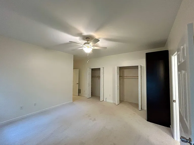 1520 Crawford Wood Dr — Photo 18