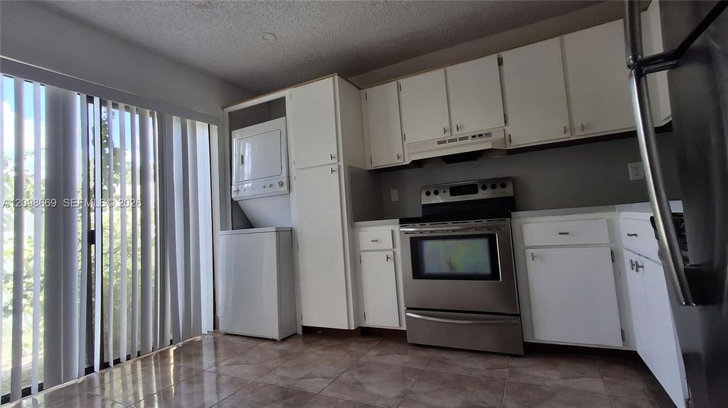 120 SE 12th Ave #120, photo 5