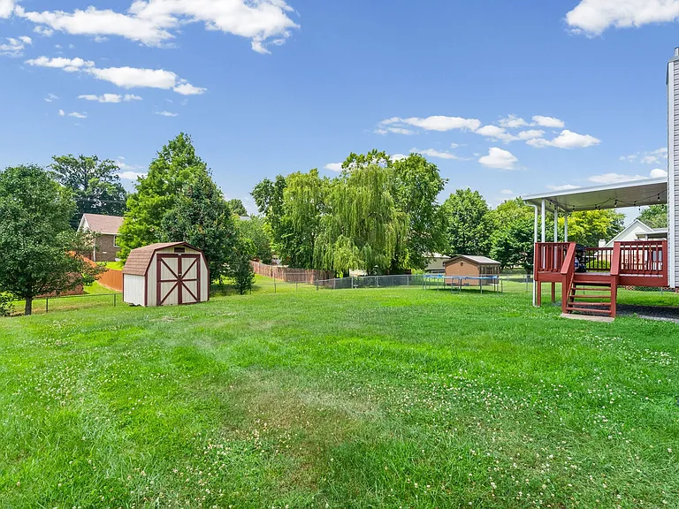 1283 Carnation Ct — Photo 25