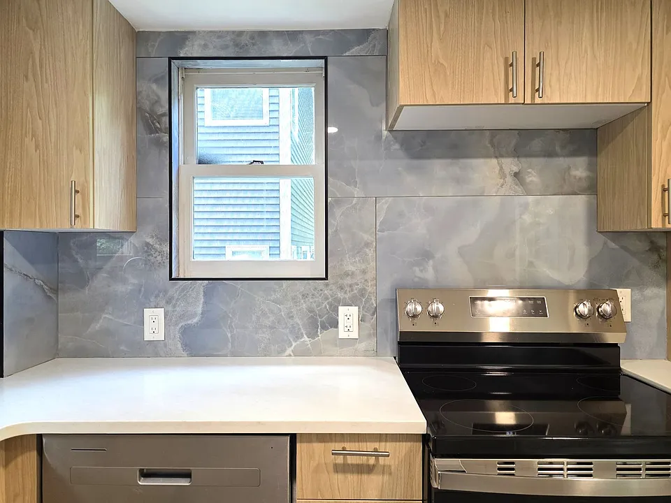 181 North St #1