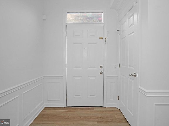 2nd image of 6315 Burgundy Leaf Ln