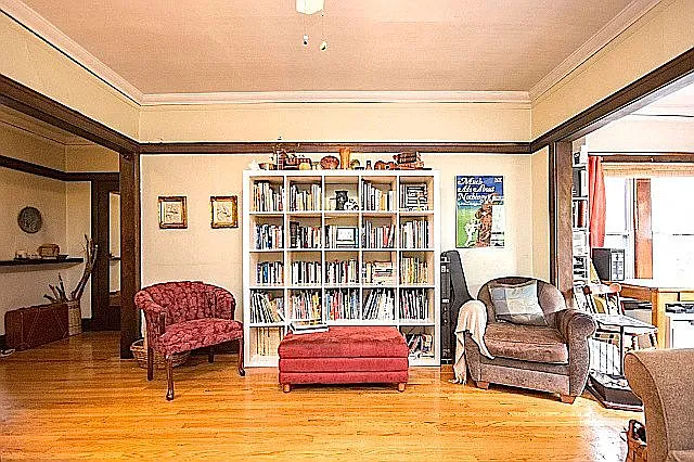 2734 W. Leland Ave — Photo 7