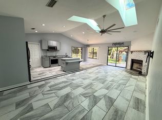 4037 SW 28th Ter, Gainesville, FL 32608